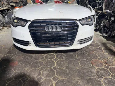 Ноускат Audi A6 2012 года с капотом, крыльями и задним бампером