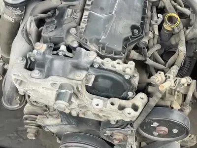 Двигатель M9R F 892 с МКПП · Renault