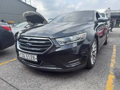 Ford Taurus PH 5128